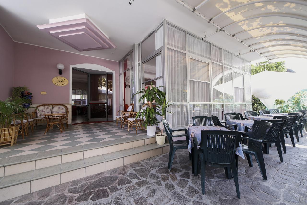 Hotel Susanna Rimini Extérieur photo